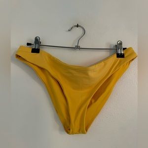 L*SPACE Sandy bikini bottom- YELLOW